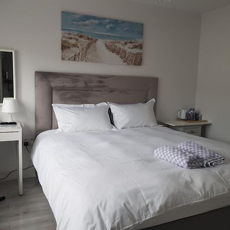 Barnoaks House - Private Room Ensuite Bathroom Homestay Dublin Exterior foto