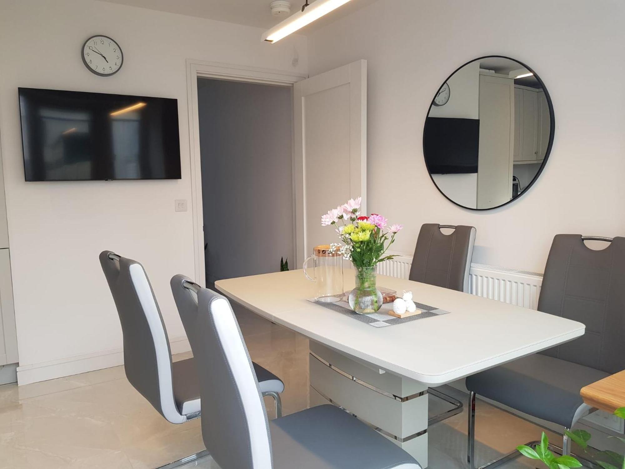 Barnoaks House - Private Room Ensuite Bathroom Homestay Dublin Exterior foto