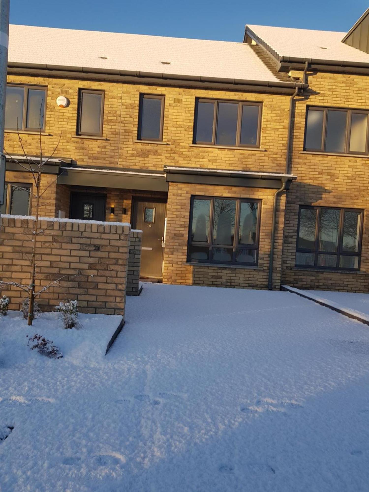 Barnoaks House - Private Room Ensuite Bathroom Homestay Dublin Exterior foto